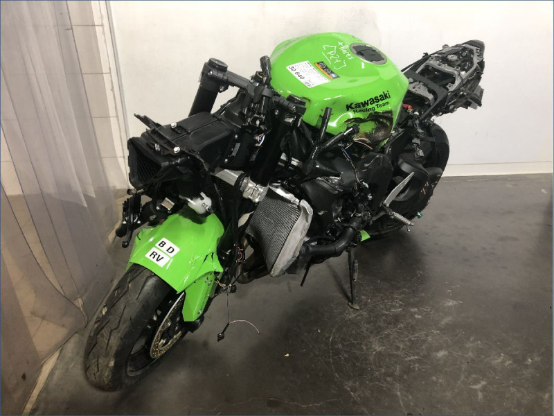 KAWASAKI ZX6R 636 