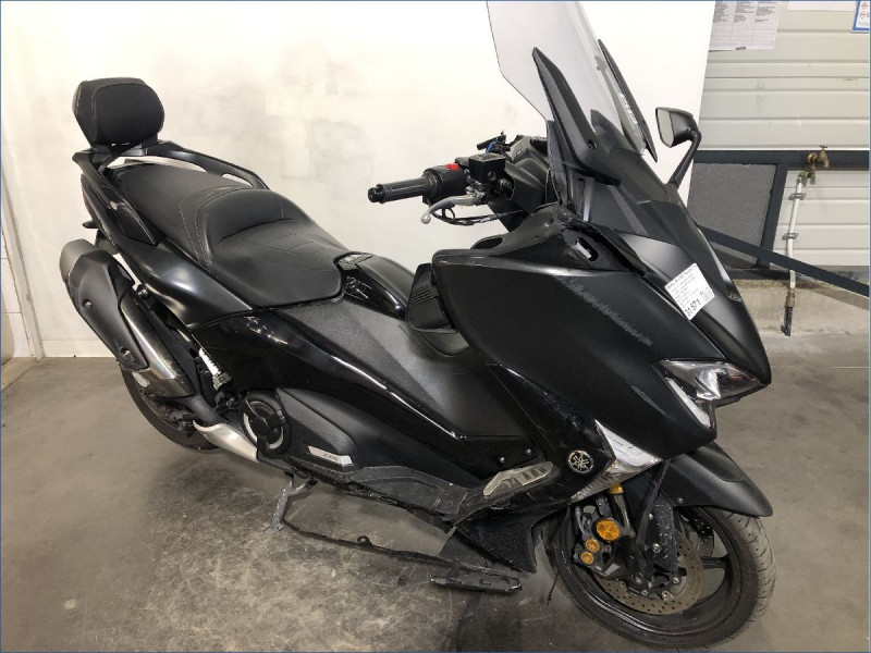 YAMAHA 530 TMAX 