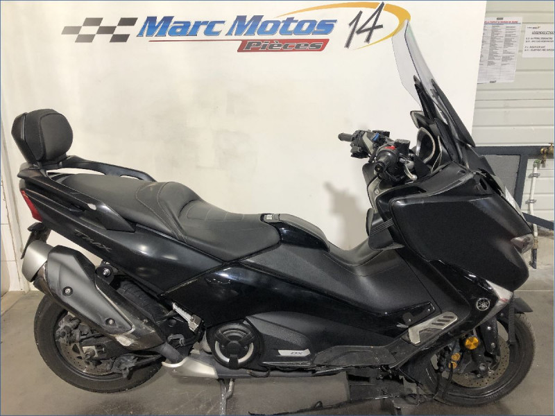 YAMAHA 530 TMAX 