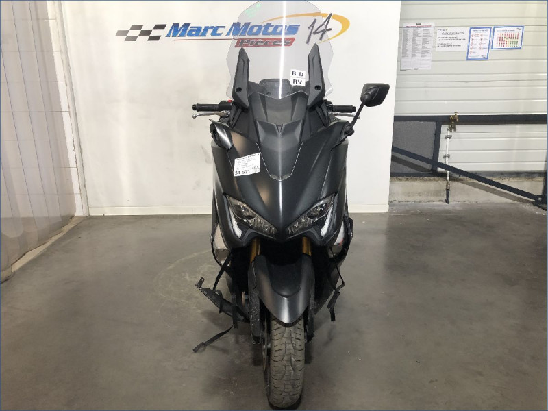 YAMAHA 530 TMAX 