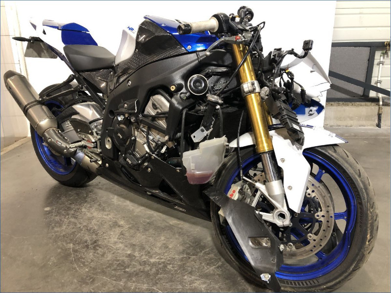 BMW S1000RR HP4