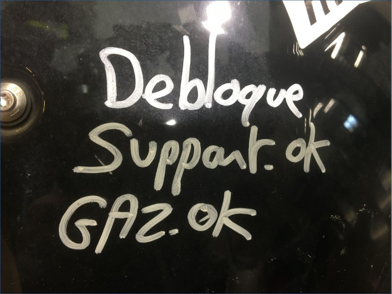 BMW F750GS TRIPLE BLACK