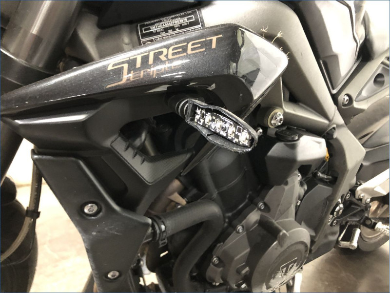 TRIUMPH 765 STREET TRIPLE RS