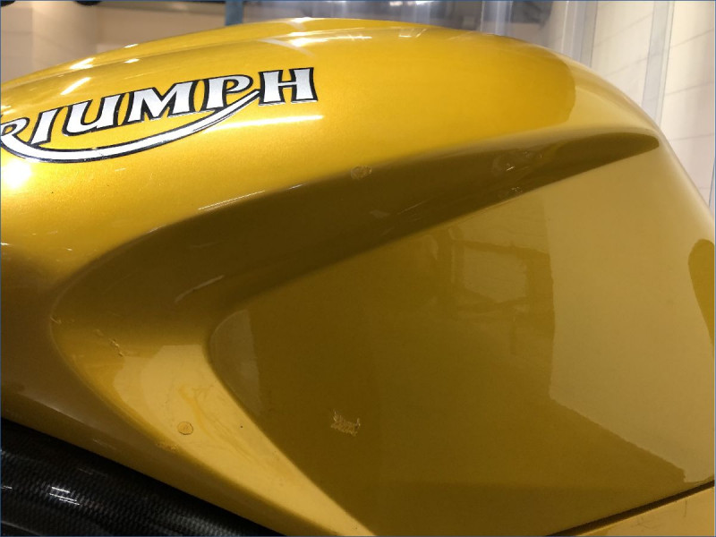 TRIUMPH 1050 SPEED TRIPLE 