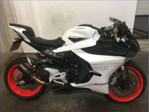 CFMOTO 450 SR 