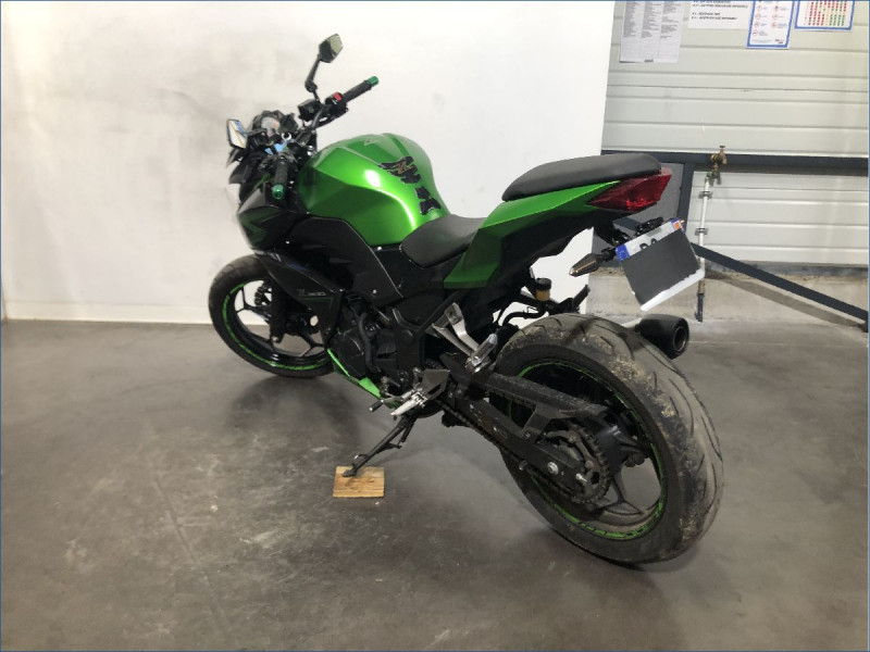 KAWASAKI Z300 
