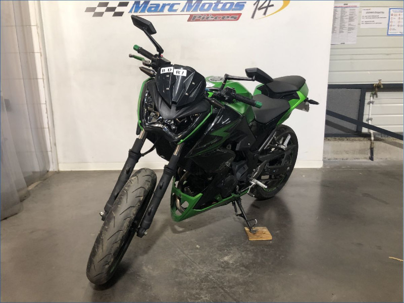 KAWASAKI Z300 