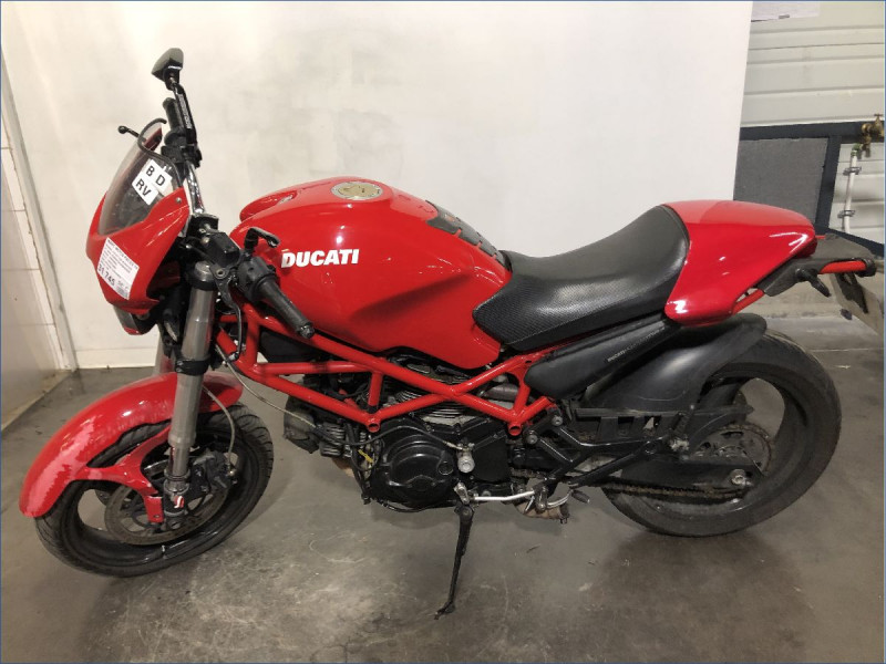 DUCATI 695 MONSTER A2
