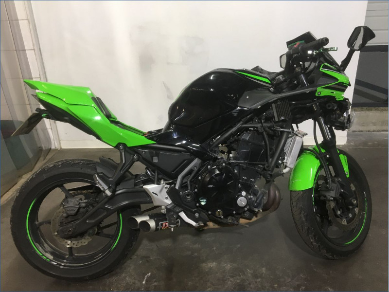 KAWASAKI 650 NINJA 