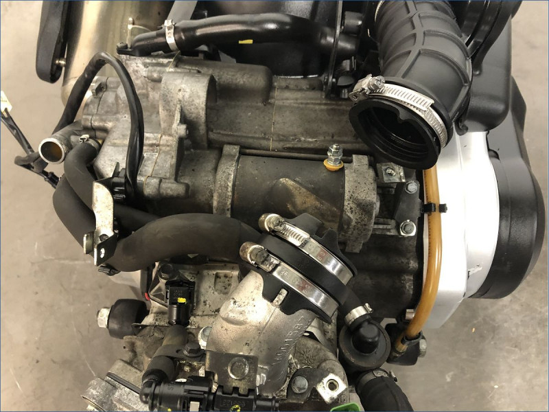 MOTEUR PIAGGIO 500 MP3 LT 2015