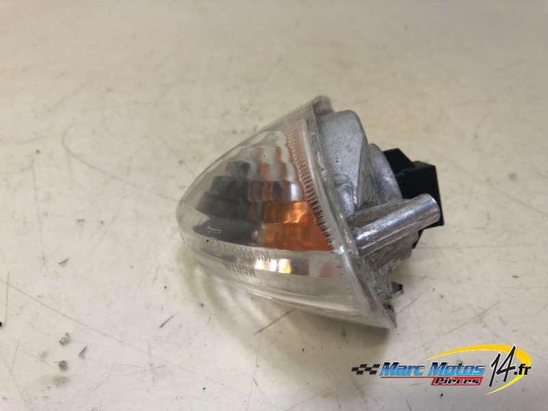CLIGNOTANT AVANT DROIT HONDA 1000 VARADERO 2000