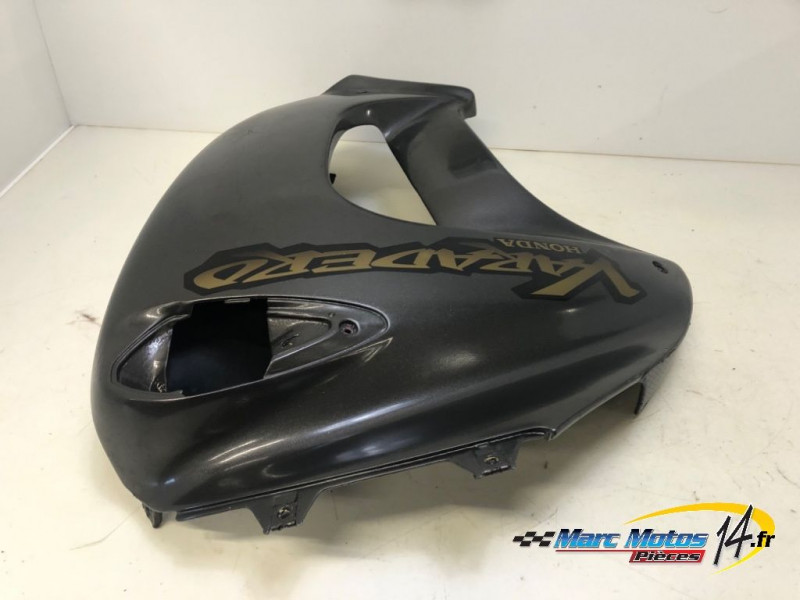 FLANC DE CARENAGE DROIT HONDA 1000 VARADERO 2000