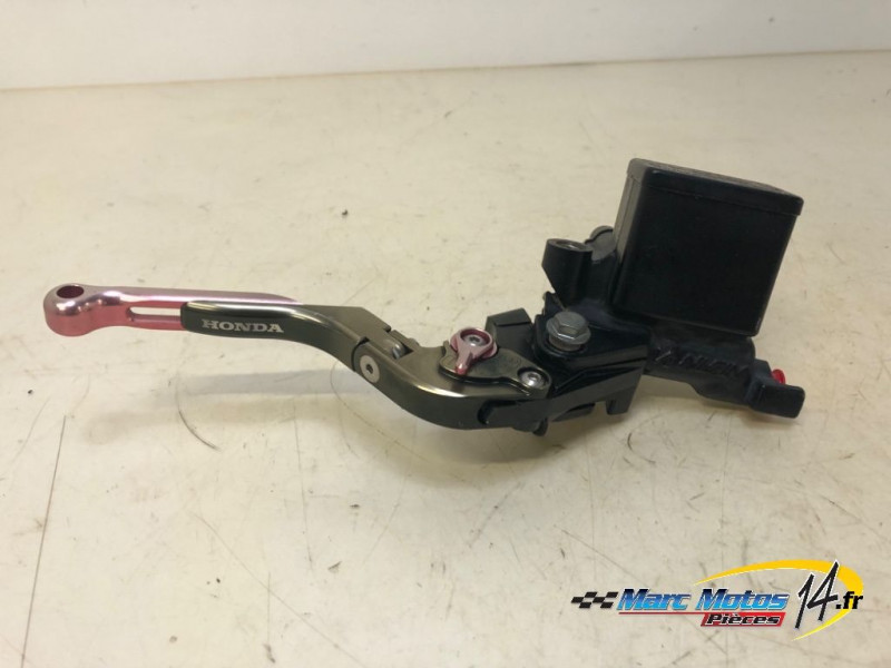 MAITRE CYLINDRE DE FREIN AVANT HONDA 1000 VARADERO 2000
