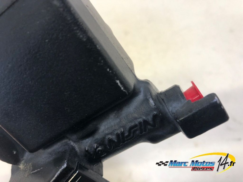 MAITRE CYLINDRE DE FREIN AVANT HONDA 1000 VARADERO 2000