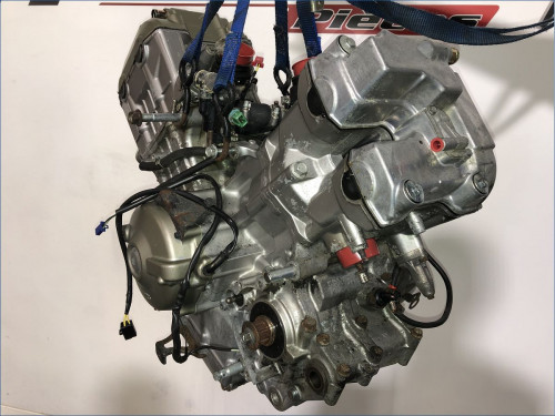 MOTEUR HONDA 1000 VARADERO 2000