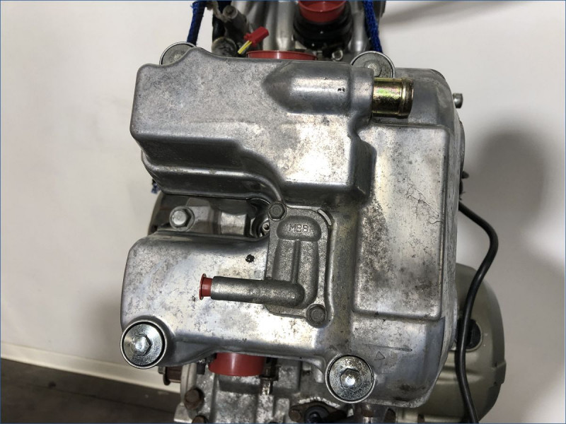 MOTEUR HONDA 1000 VARADERO 2000
