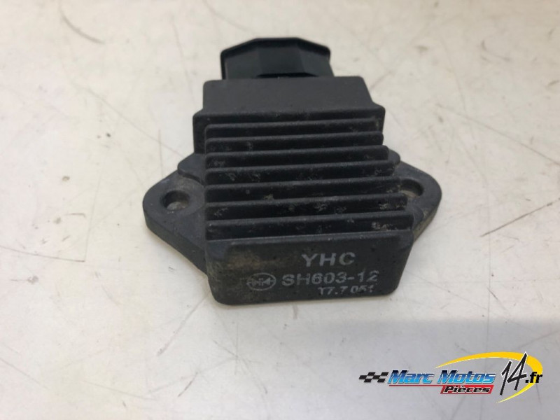 REGULATEUR HONDA 1000 VARADERO 2000