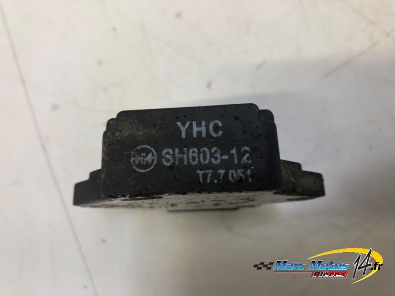 REGULATEUR HONDA 1000 VARADERO 2000