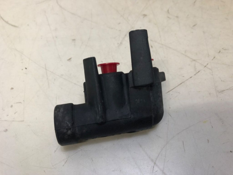 REPARTITEUR DE FREIN AVANT HONDA 1000 VARADERO 2000