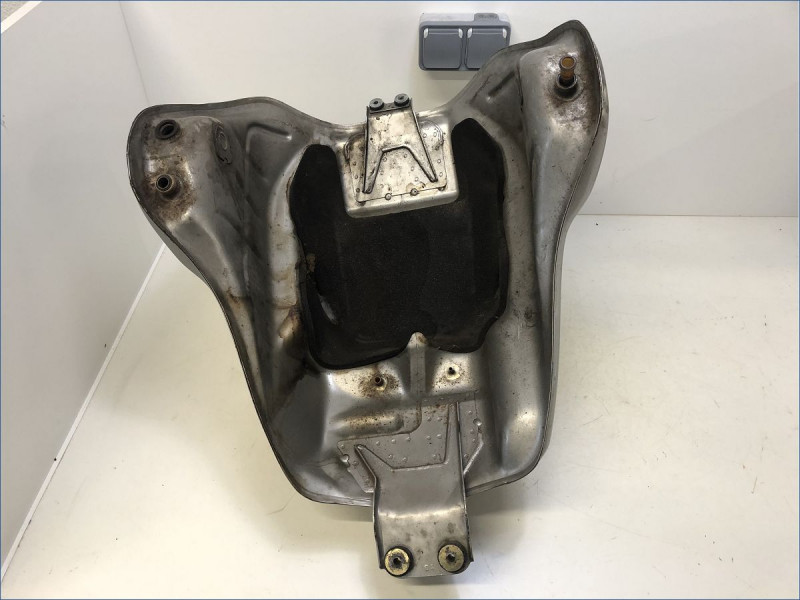 RESERVOIR D'ESSENCE HONDA 1000 VARADERO 2000