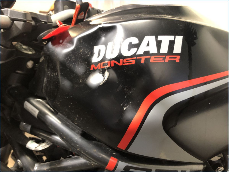 DUCATI 821 MONSTER 