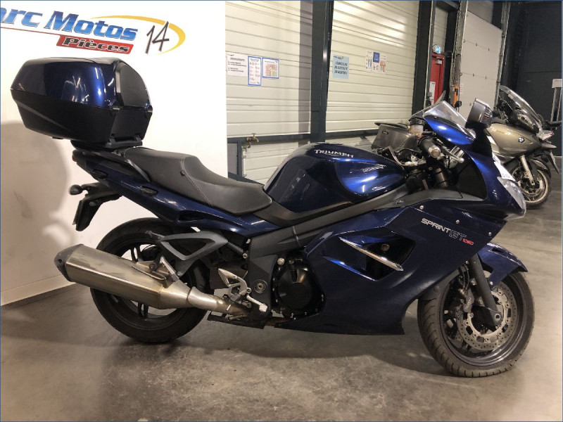 TRIUMPH 1050 SPRINT GT