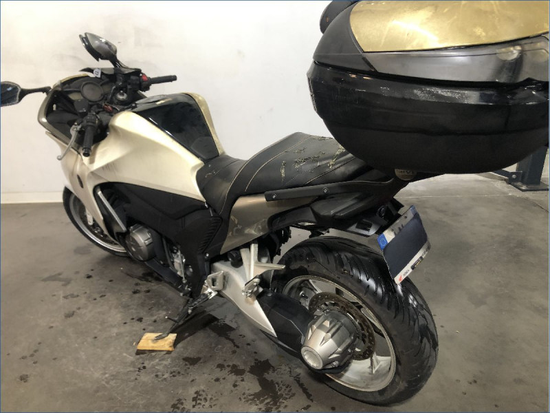 HONDA 1200 VFR F 