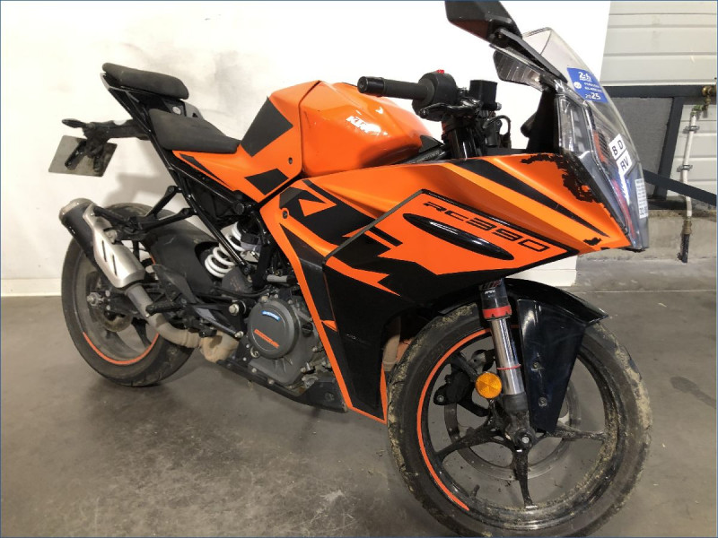KTM 390 RC 