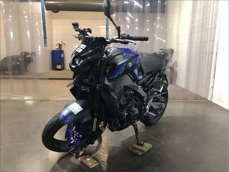 YAMAHA MT09 