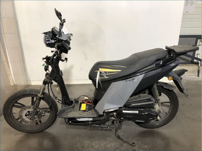 PEUGEOT 50 TWEET 