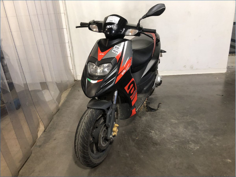 APRILIA 50 SR MOTARD