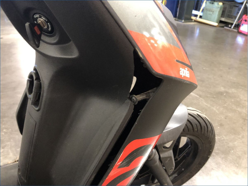 APRILIA 50 SR MOTARD