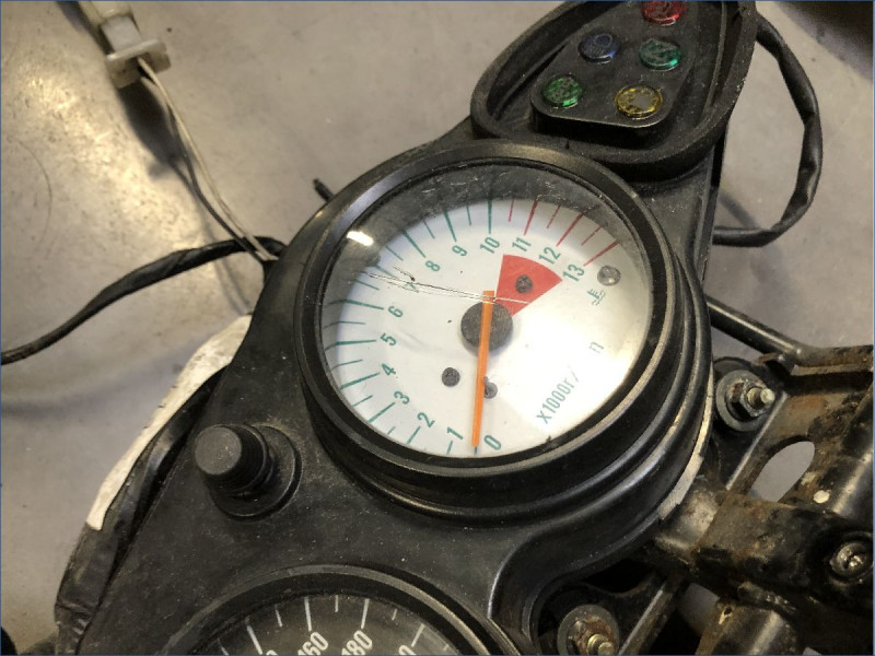 SUZUKI 650 SV S 34CV