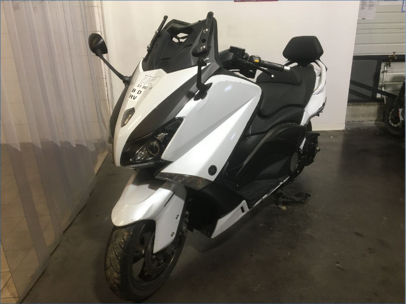 YAMAHA 530 TMAX 