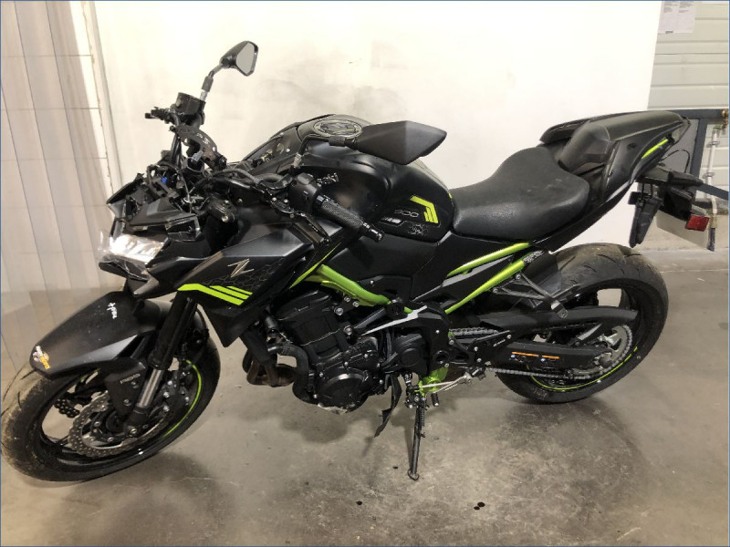KAWASAKI Z900 A2