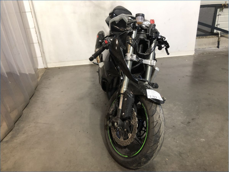 KAWASAKI ZX6R 