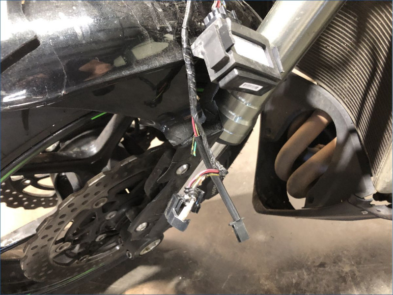 KAWASAKI ZX6R 
