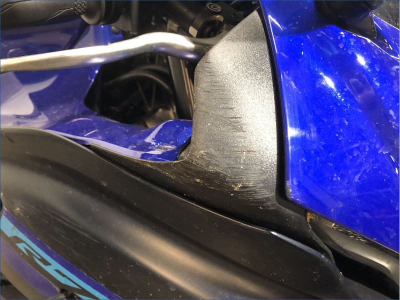 YAMAHA R7 A2