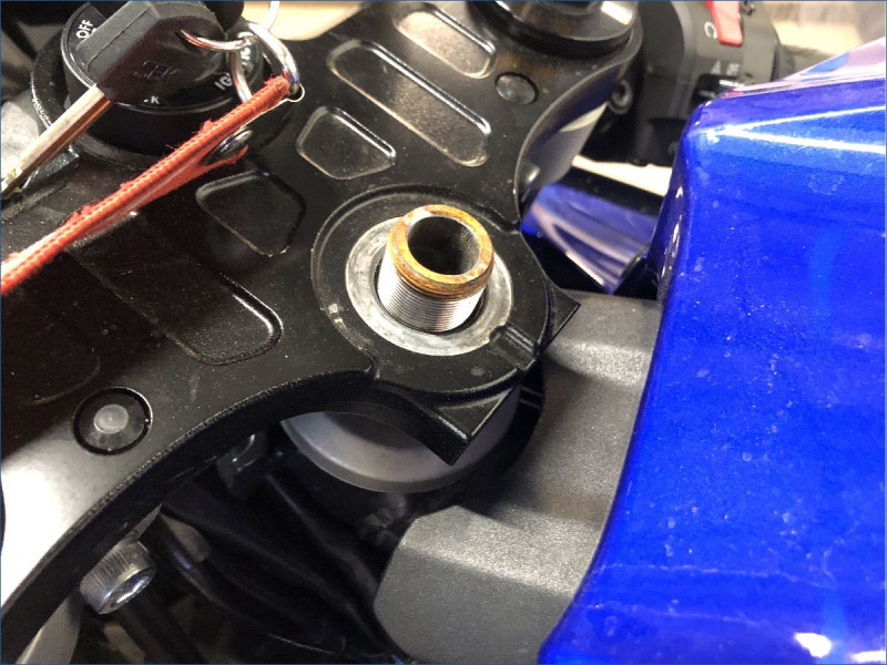 YAMAHA R7 A2