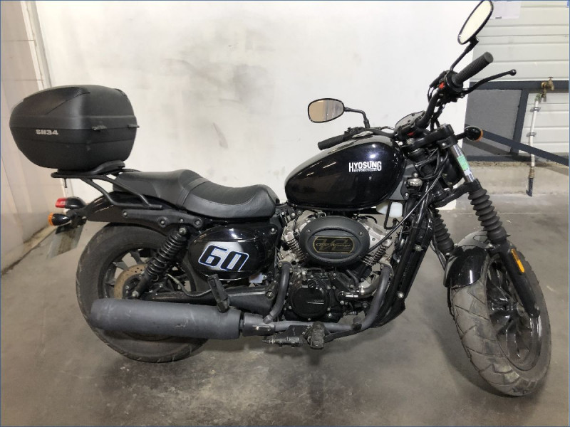 HYOSUNG 125 BOBBER 