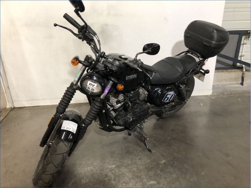 HYOSUNG 125 BOBBER 