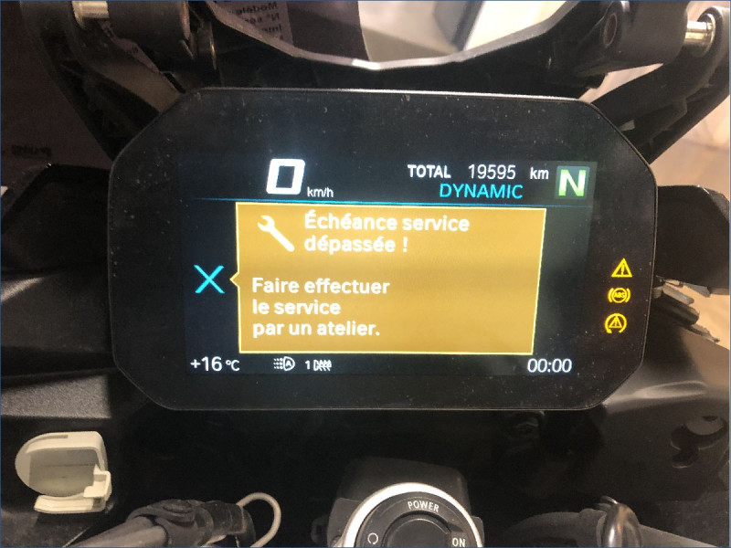 BMW F900XR 