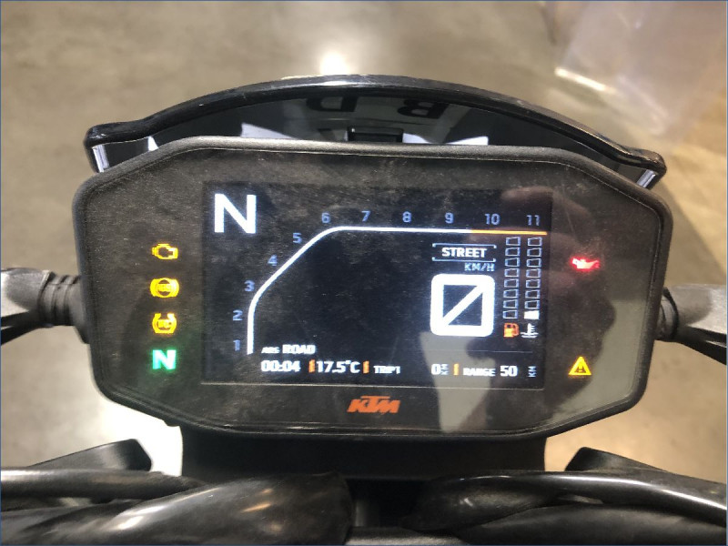 KTM 890 DUKE 