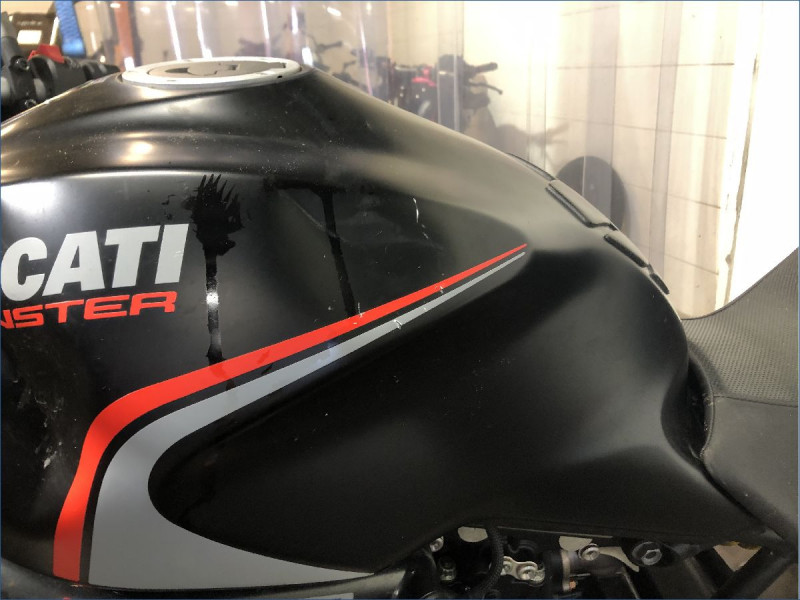 DUCATI 821 MONSTER 
