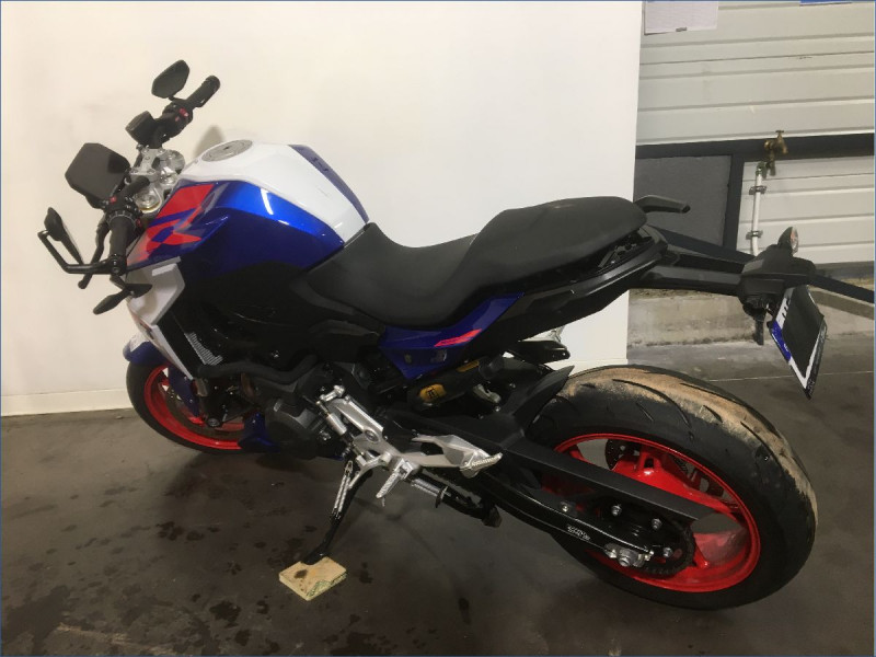BMW F900R 
