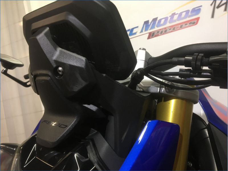 BMW F900R 