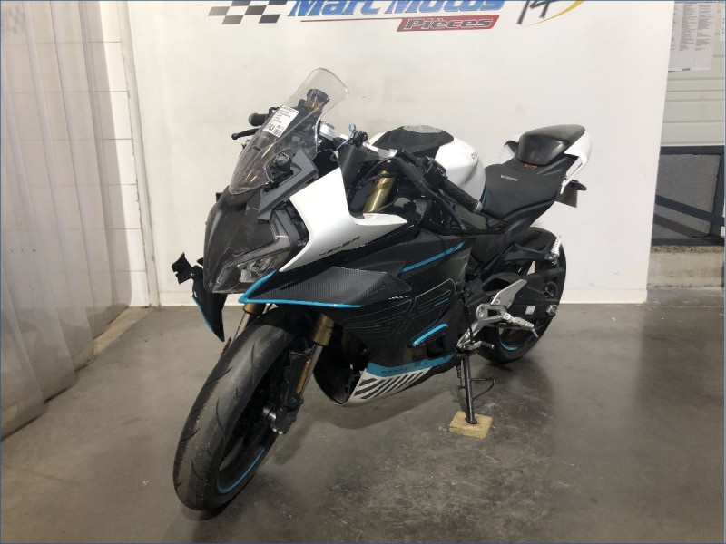 CFMOTO 450 SR 