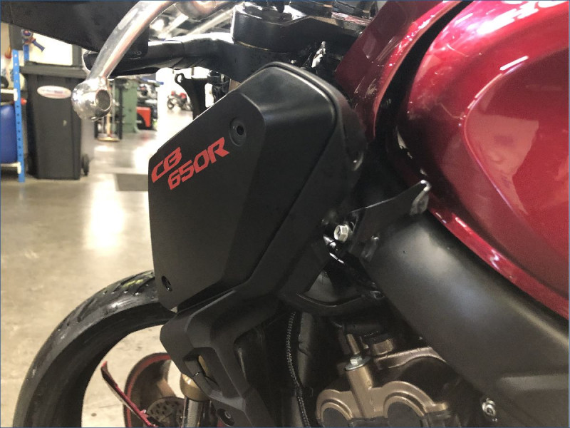 HONDA CB650R 