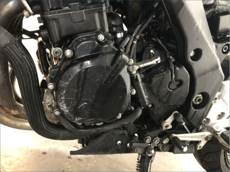 SUZUKI 600 GSR 