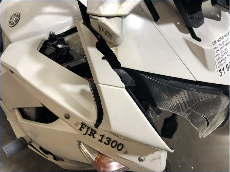 YAMAHA 1300 FJR 